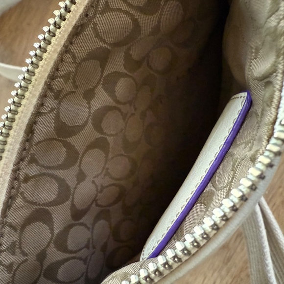 Vintage Y2K Coach Ivory Hamptons Swing /Crossbody Bag - Picture 10 of 14